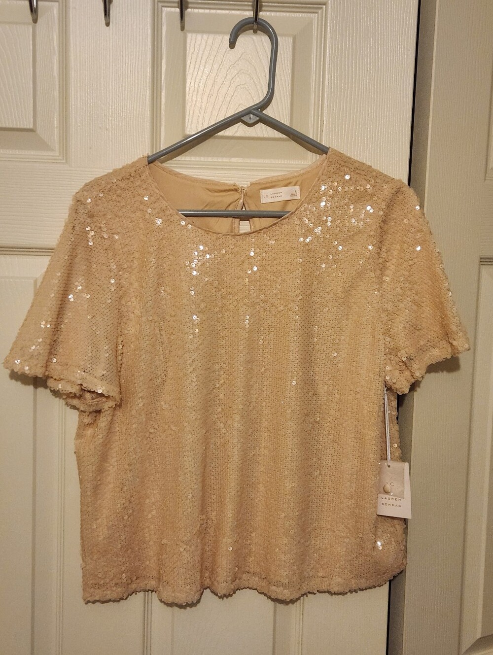 LC Lauren Conrad NWT Women Size Large Champagne Sequin Short Sleeve Top